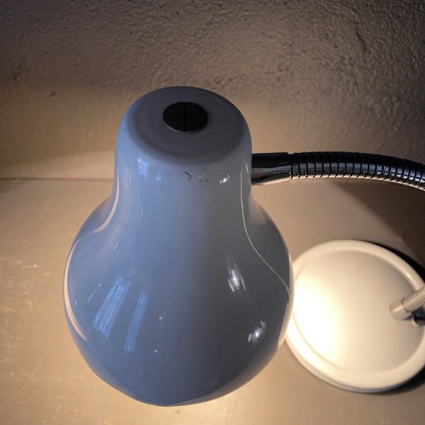 Fin lille fransk bordlampe fra 60'erne fra Bellevue Vintage -foto4