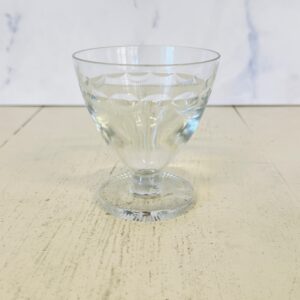 Fransk dessertglas i slebet glas